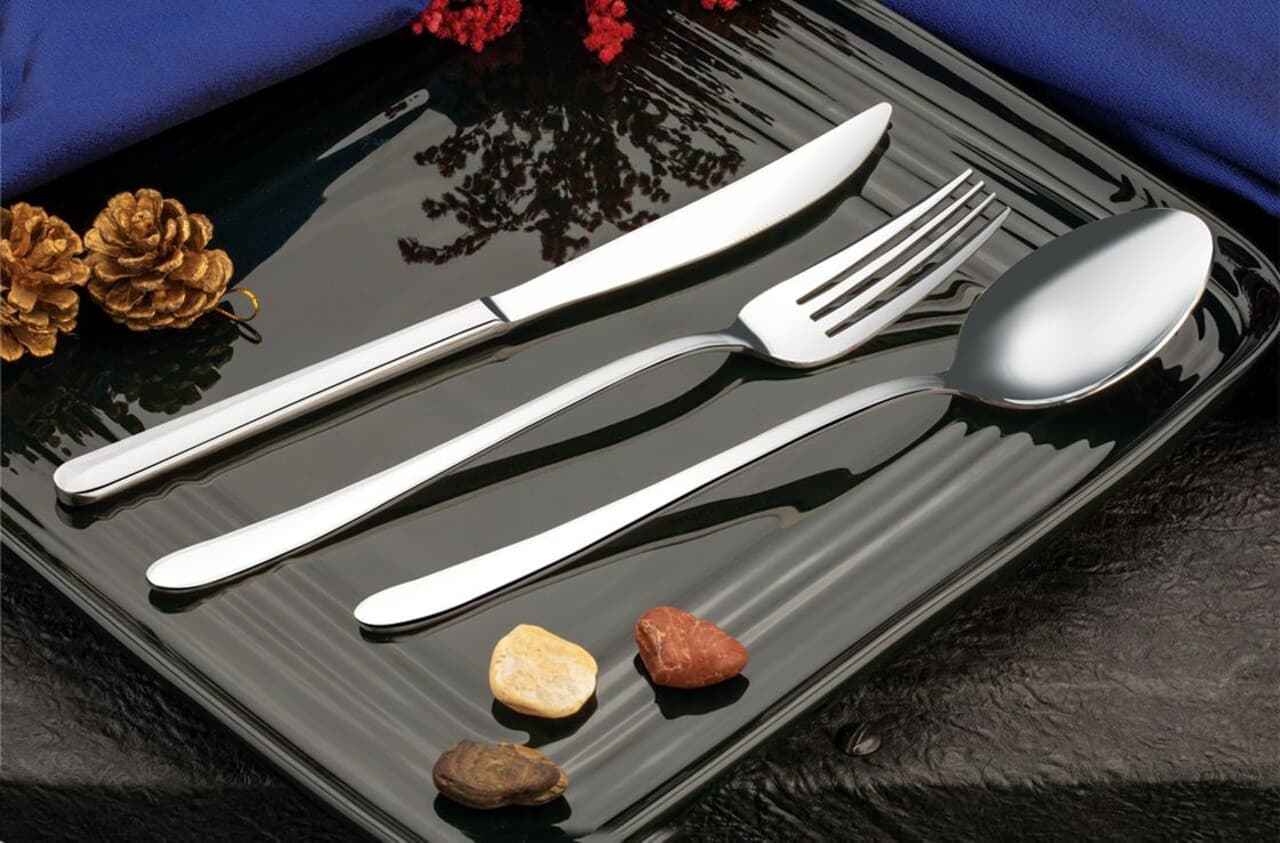 Set tacamuri, Hermia, 357NYP1311, Furculita de masa: 21 x 2,5 cm (6 bucati), Argintiu