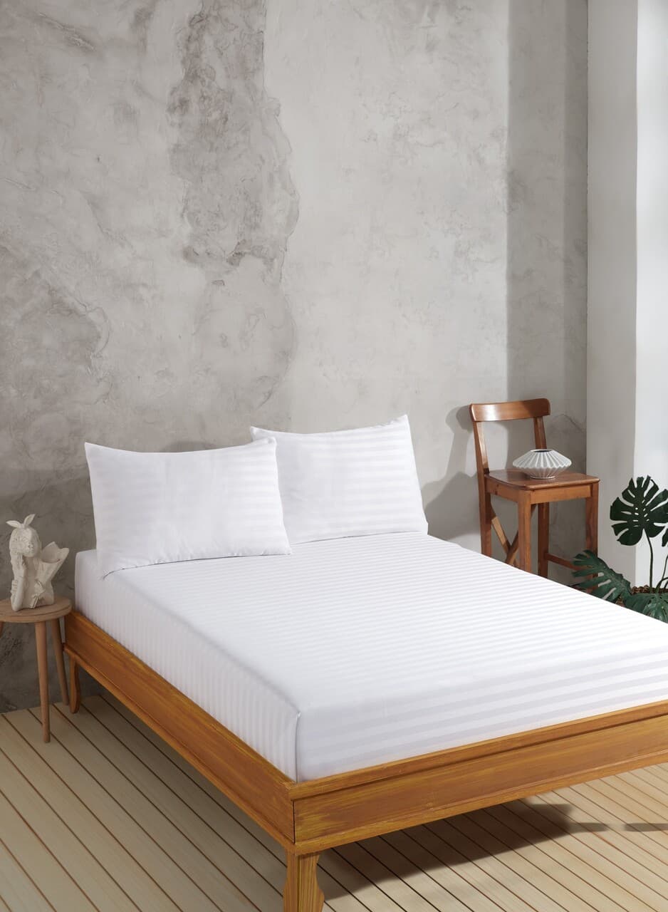 Set de pat pentru o persoana (cearceaf cu elastic si perna) 2 piese, L'essentiel Maison, Water Yollu Saten, Bumbac;Poliester, Alb