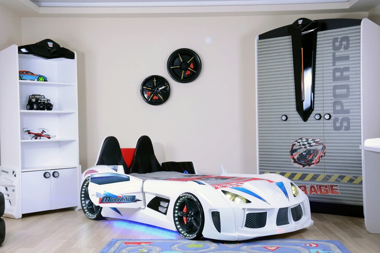 Pat pentru copii Car, Hanah Home, Mnv3, 130x60x235 cm, Multicolor