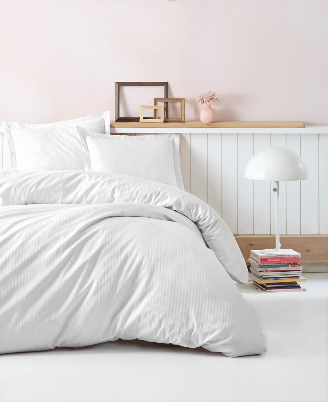 Lenjerie de pat dubla Premium, 4 piese, 200x220 cm, 100% bumbac satinat, Cotton Box, Stripe, alb