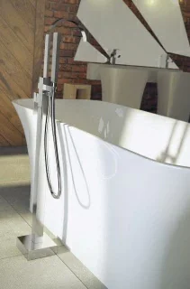 Baterie cada Besco Modern II cu montaj pe pardoseala, crom