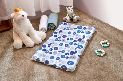 saltea infasat m 38x70 cm blue button